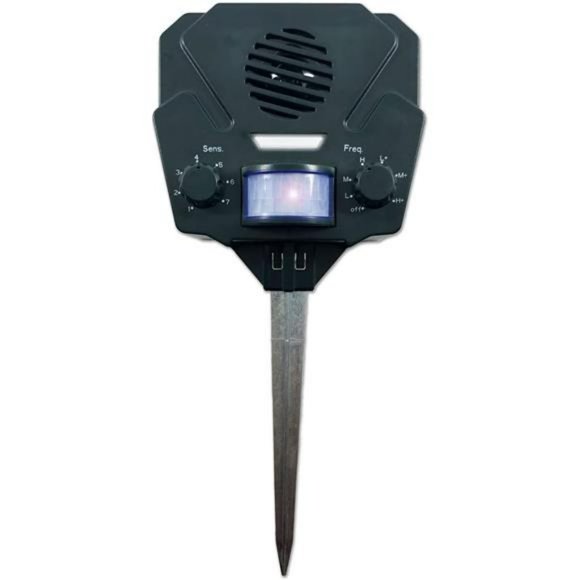 Solar Yard Gard Electronic Animal Repeller  with Ultrasonic Sound-Waves - Picture 4 of 6